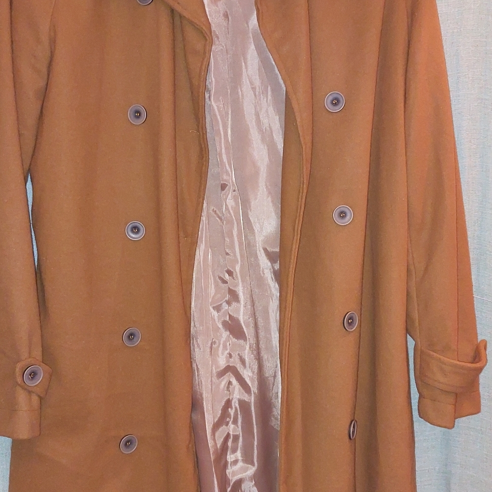 Spring coat. - Picture 2 of 2